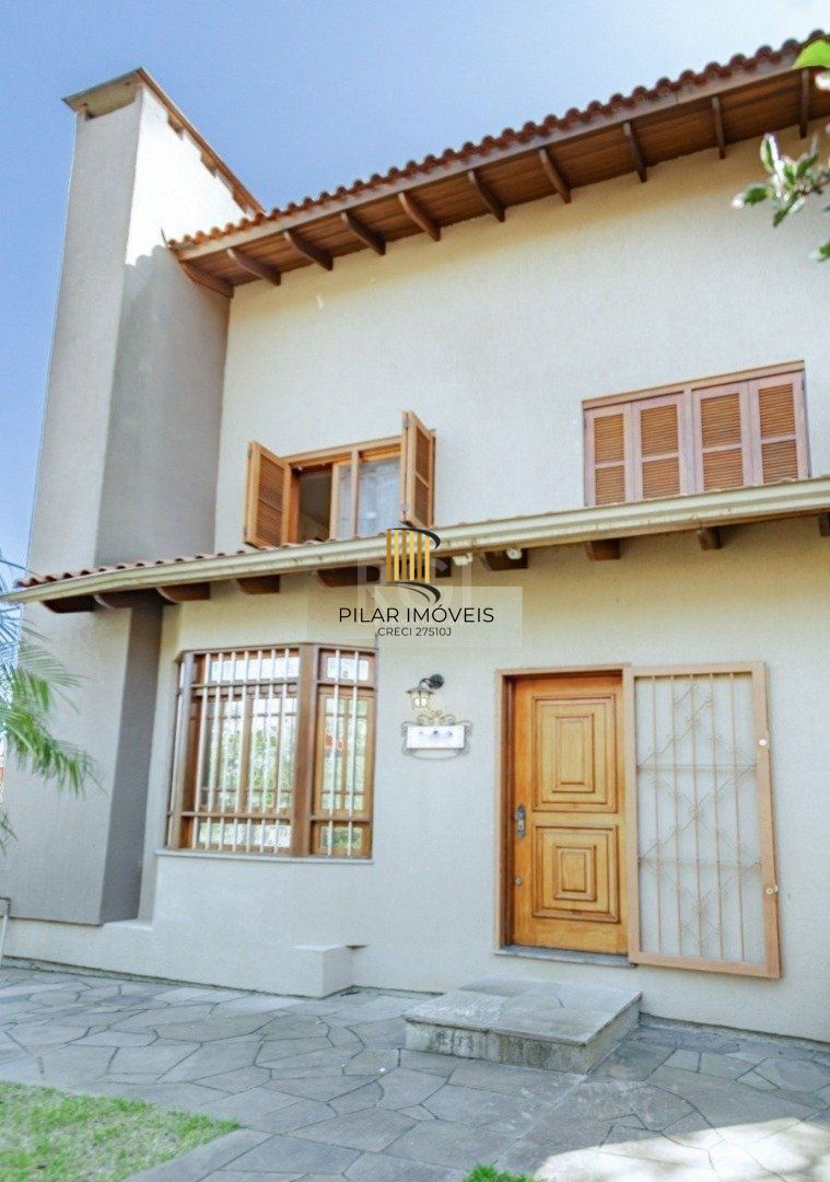 Casa para Venda - 255m², 3 dormitórios, sendo 1 suites, 3 vagas - Ipanema