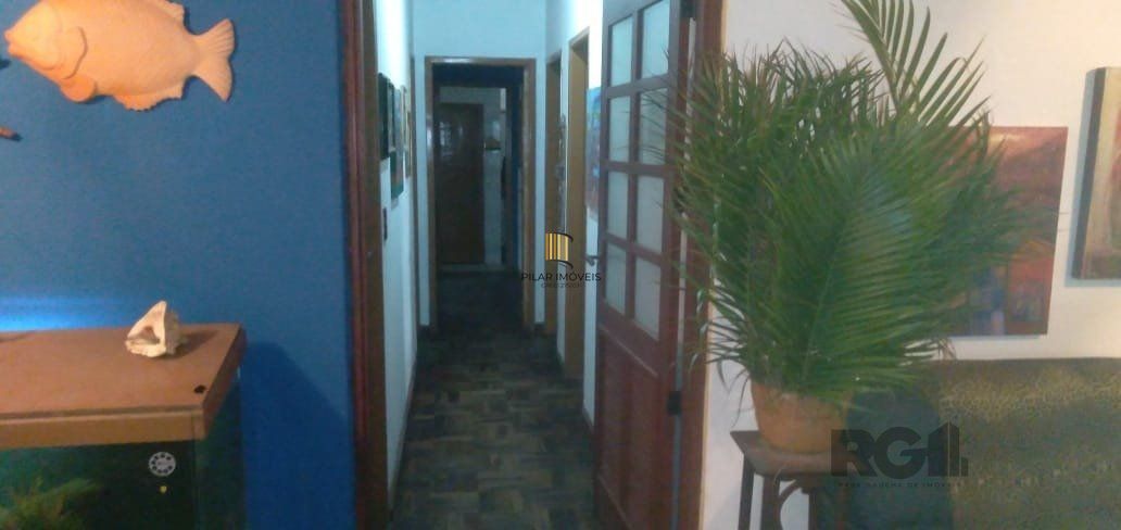 Casa 3 dormitórios no bairro Ipanema