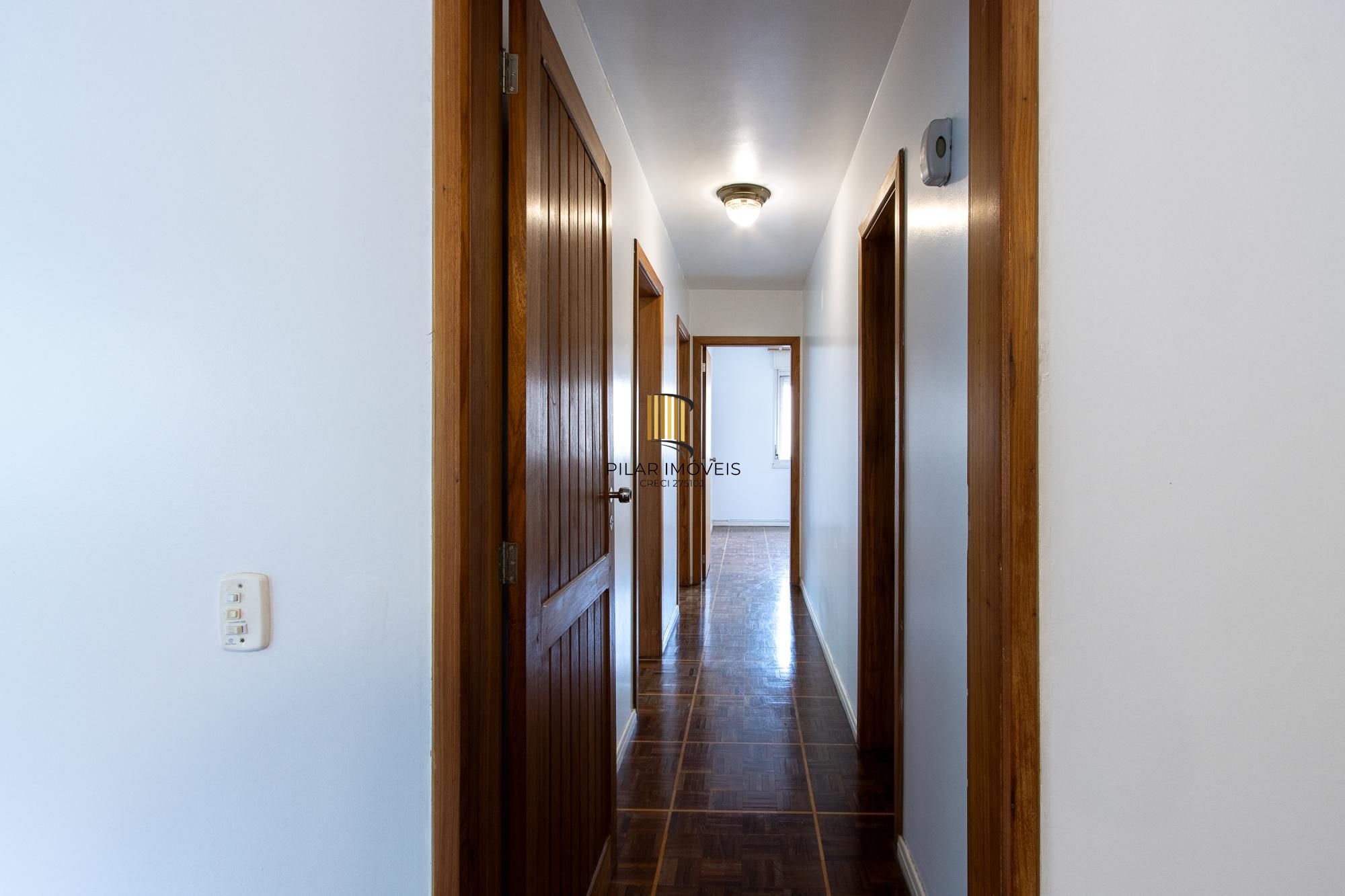 Apartamento 3 Dormitório(s) Bairro Menino Deus