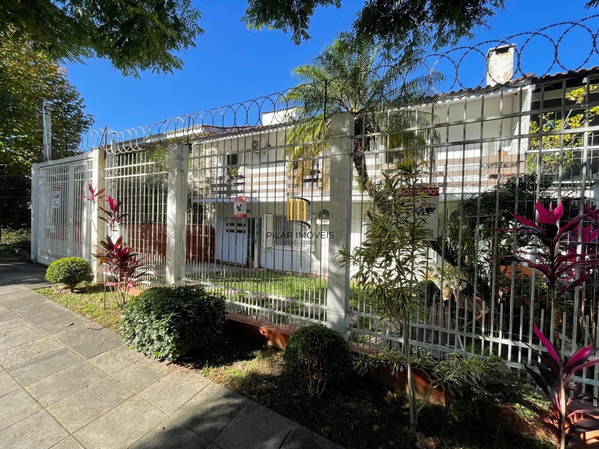 Casa para Venda - 325,72m², 4 dormitórios, sendo 1suites, 4 vagas - Jardim Isabel