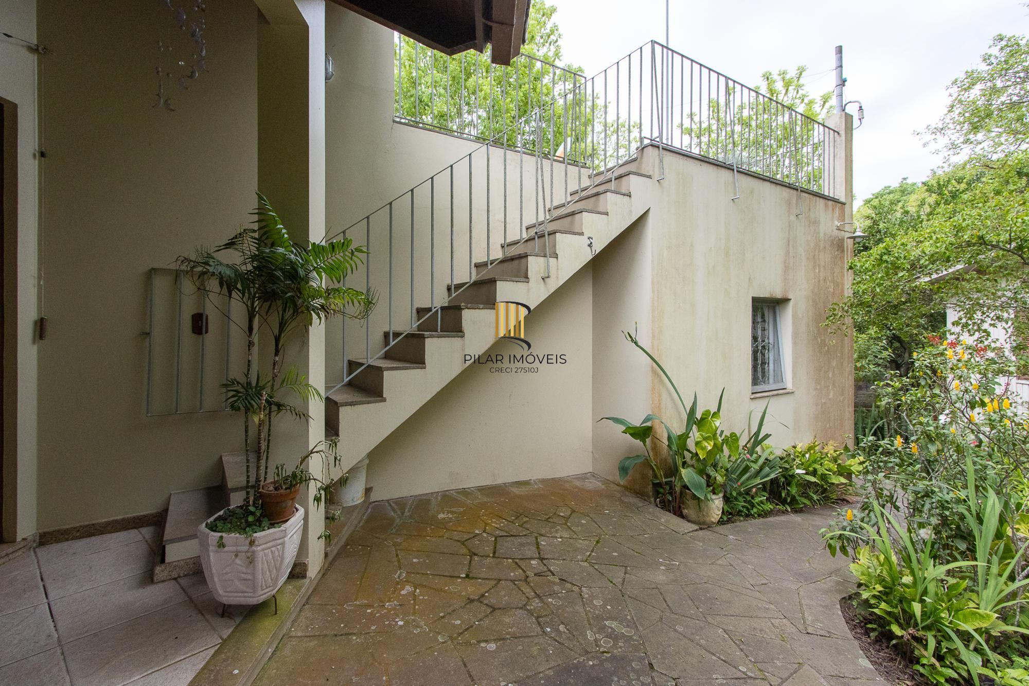 Casa térrea, nova, 3 quartos, 1 suite - Bairro Belém Velho