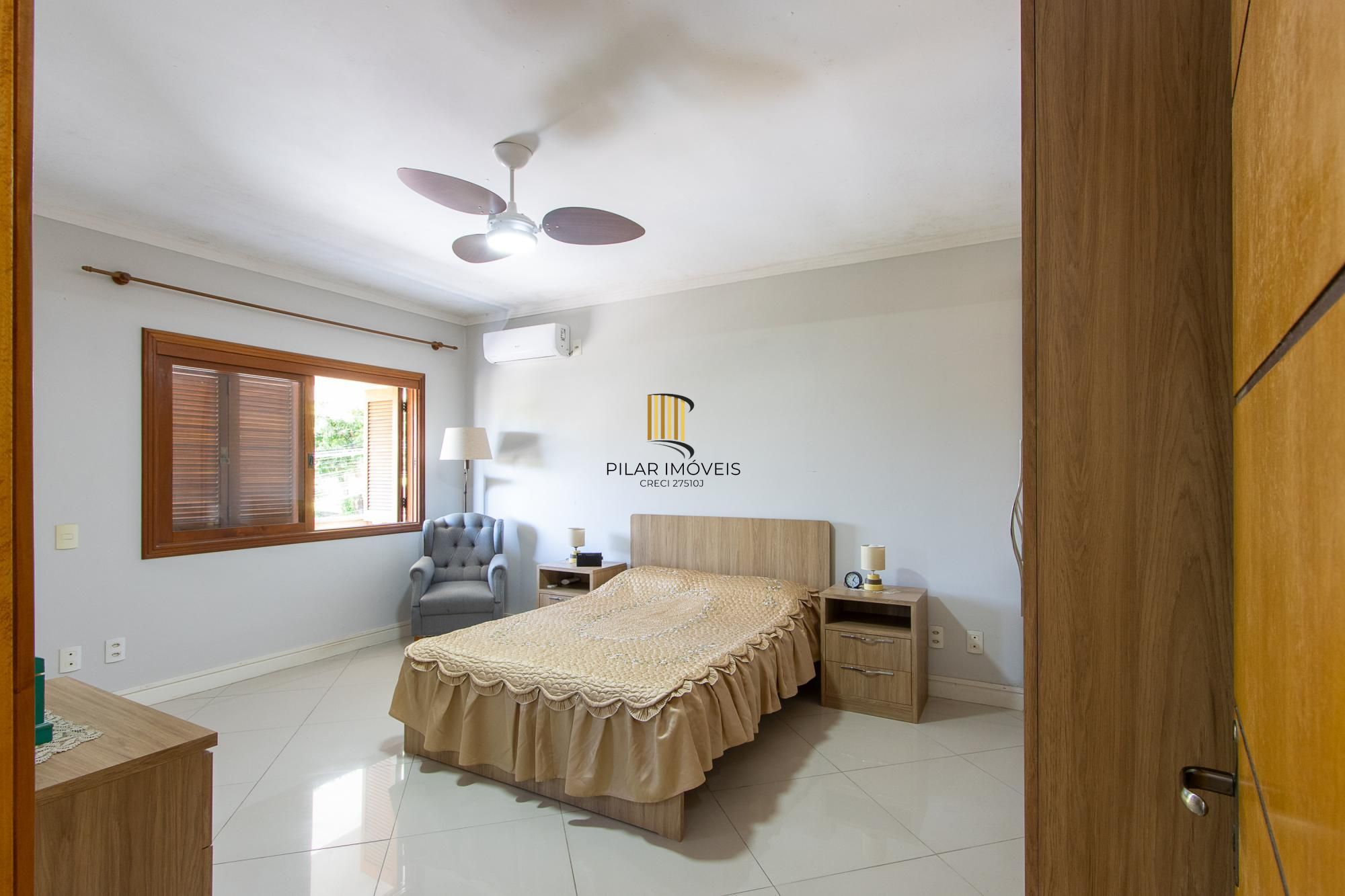 Casa Condominio  - 197m² de aréa nprivativa, 03 dormitórios 01 suites, 02 vagas - Tristeza