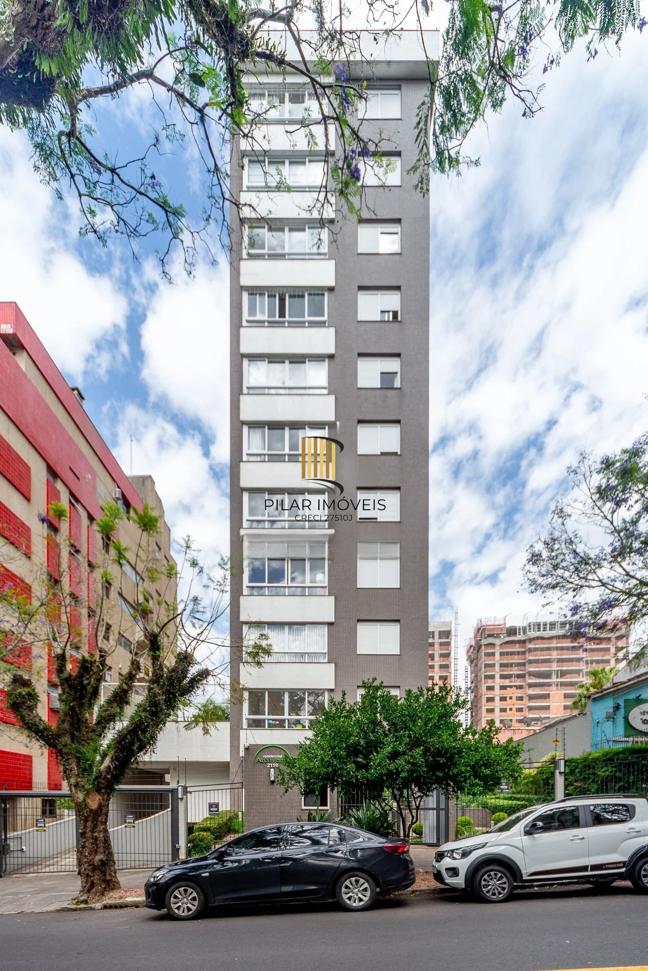 Apartamento Garden com 136m² e 3 dormitórios, 1 suíte, 2 vagas