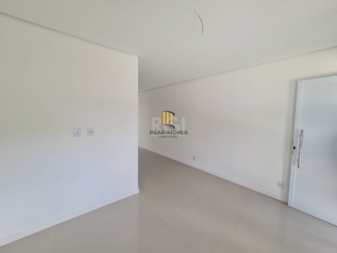 Casa para Venda - 74.67m², 2 dormitórios, sendo 1 suites, 1 vaga - Guarujá/ Portal do Guarujá