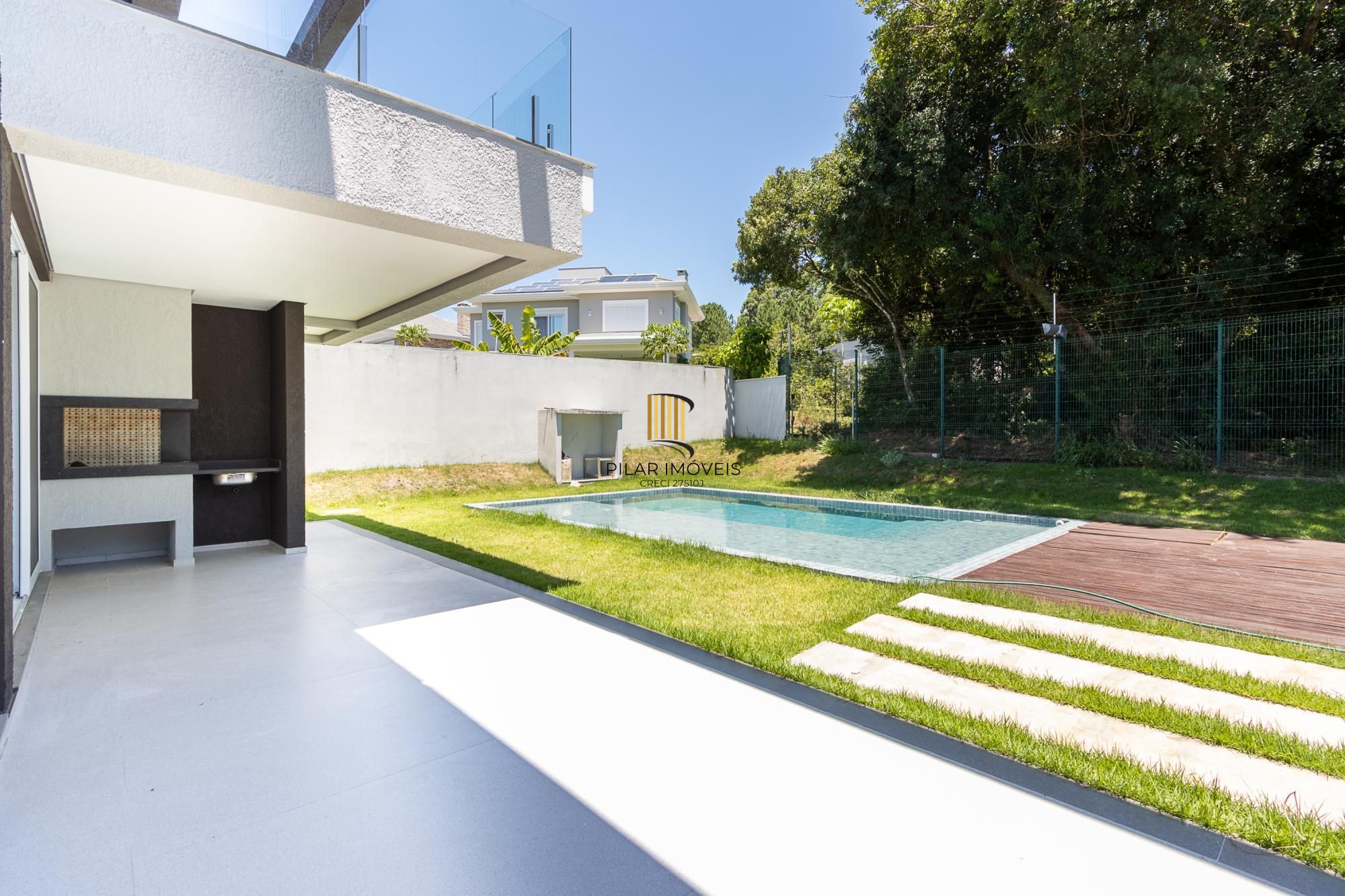 Casa Condominio para Venda - 300m², 4 dormitórios, sendo 4 suites, 2 vagas - Alphaville