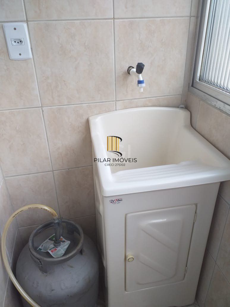 Apartamento 2 dormitórios no bairro Camaquã