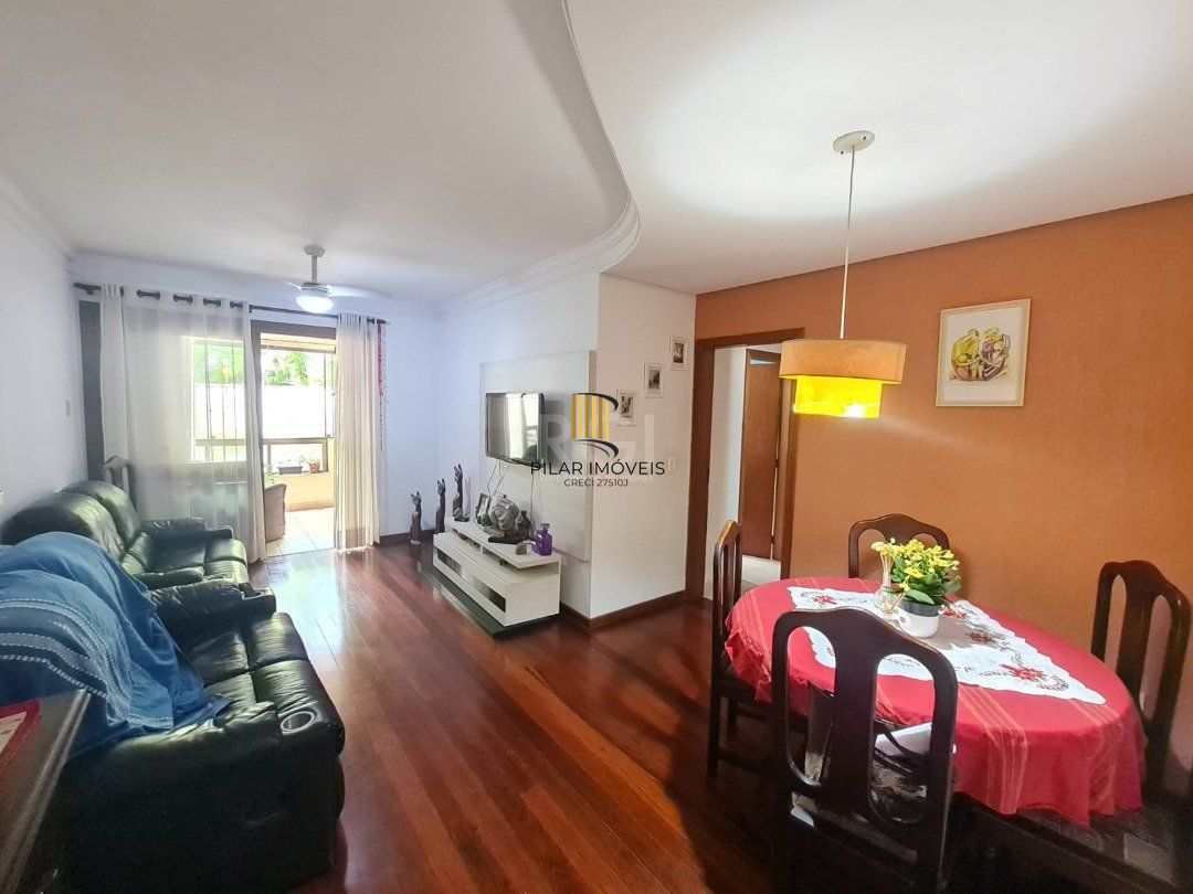 Apartamento 3 dormitórios no bairro Menino Deus