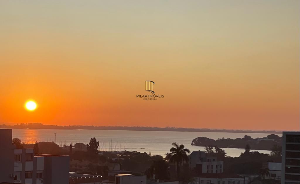 Cobertura alto padrão vista rio, construção Bandeira, com 228,32m² de área privativa.