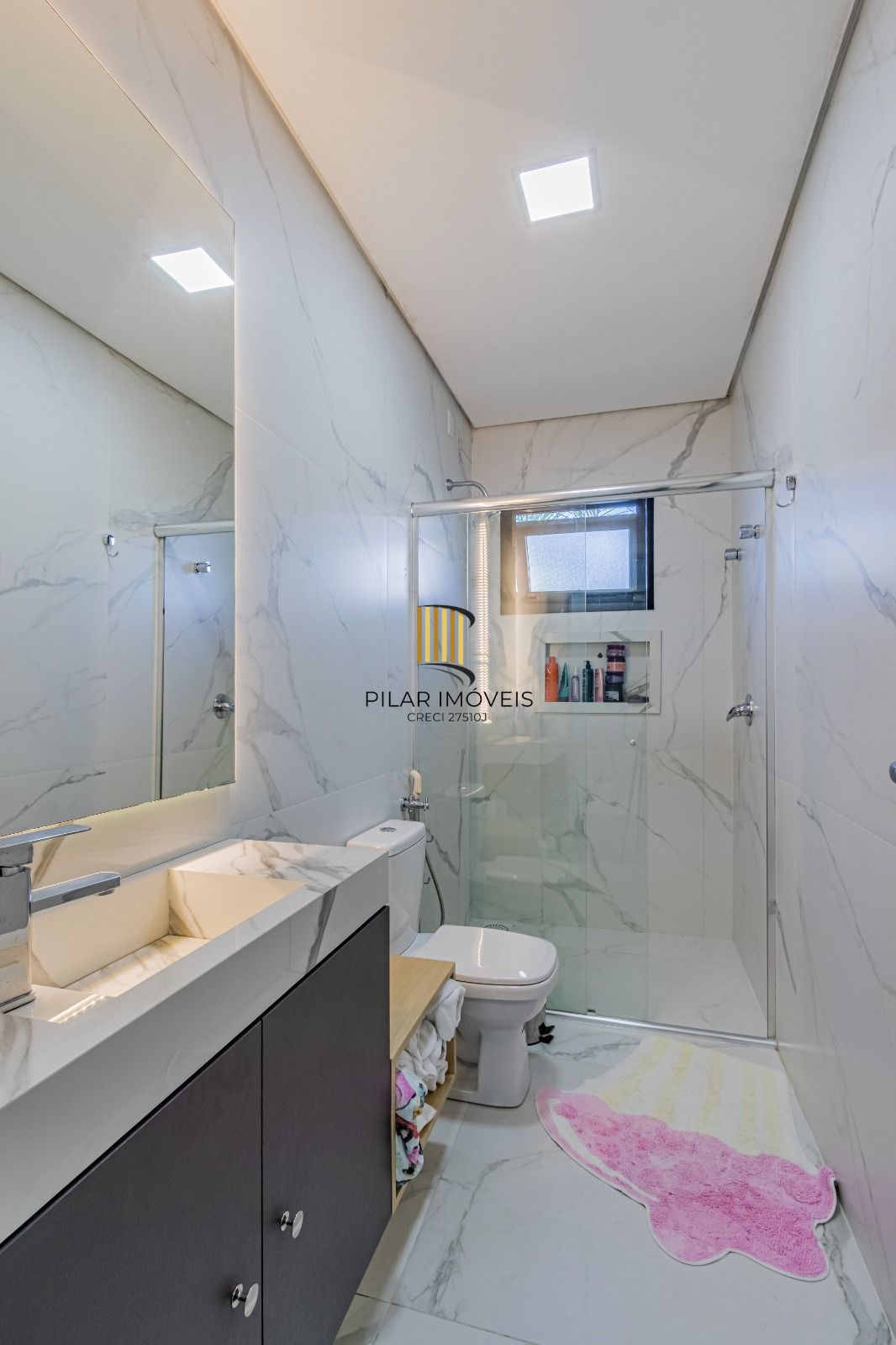 Casa de Condomínio 4 dormitórios no bairro São Vicente