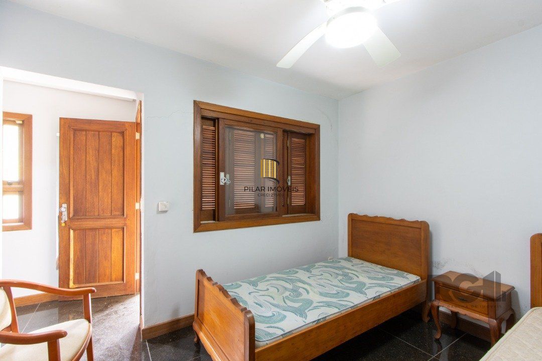 Casa 4 dormitórios no bairro Cristal
