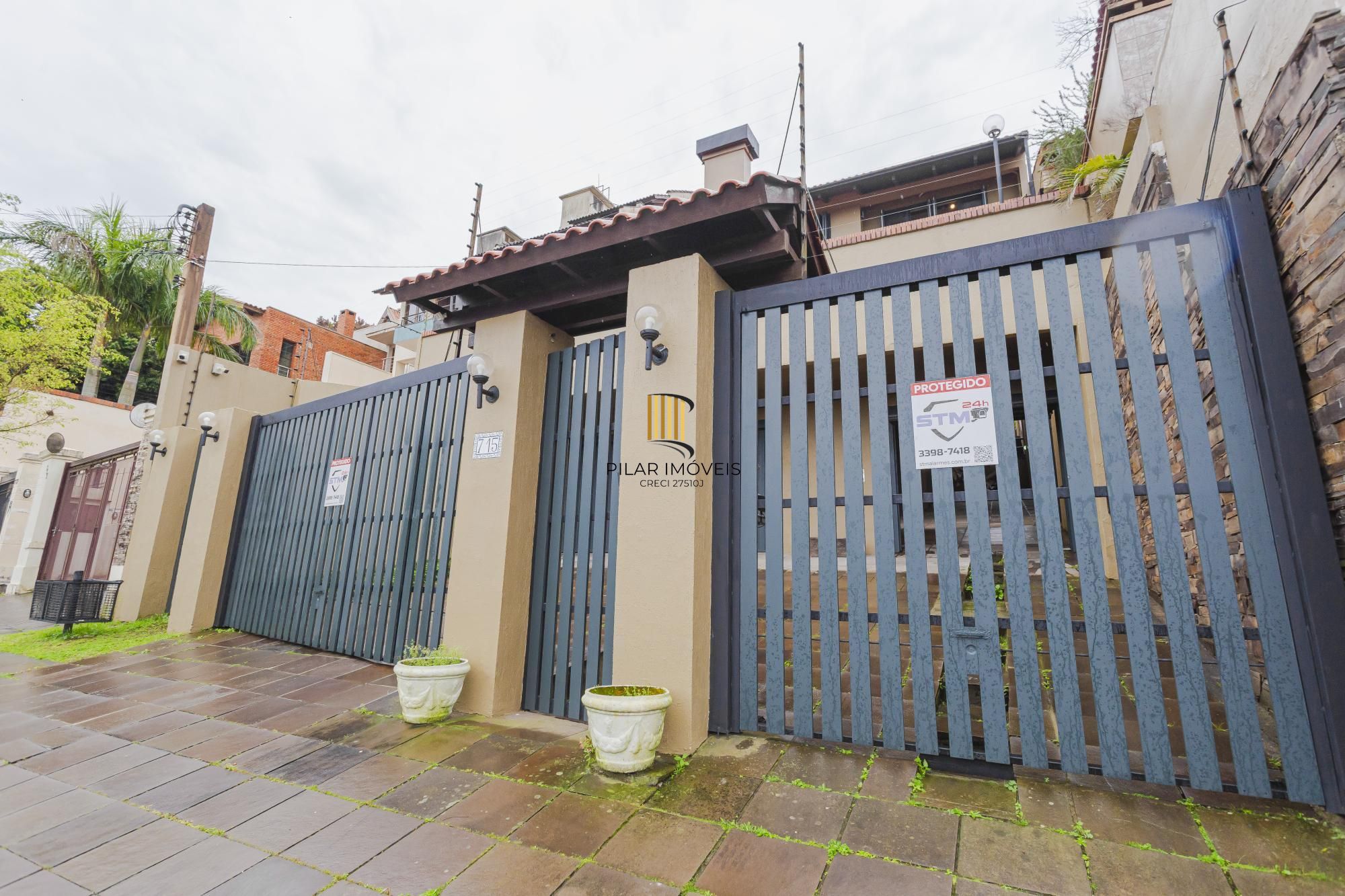 Casa semi-mobiliada na Vila Assunção com vista deslumbrante para o Guaíba e Veleiros do Sul