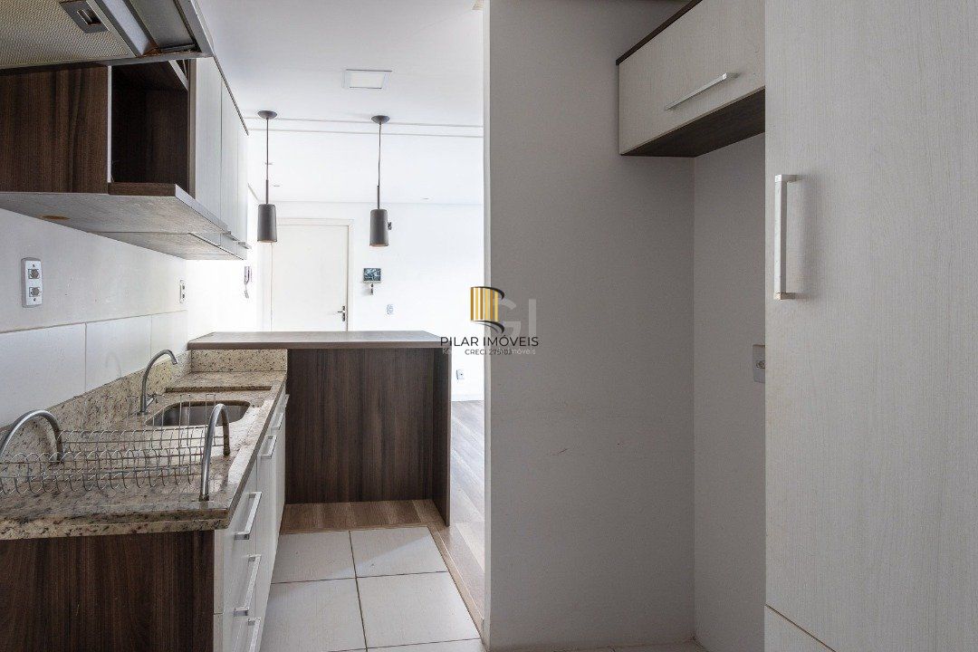 Apartamento 2 dormitórios , sala com dois ambientes , cozinha americana sacada com churrasqueira 1 vaga