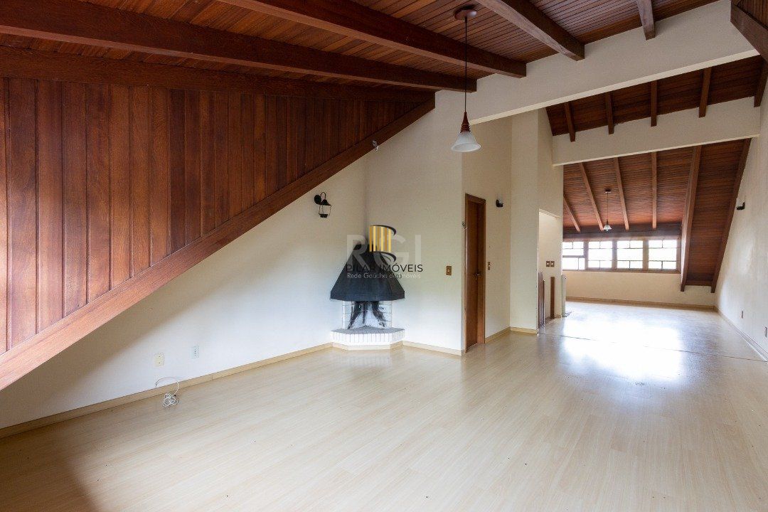 Casa para Venda - 181.99m², 3 dormitórios, sendo 1 suites, 2 vagas - Jardim Isabel