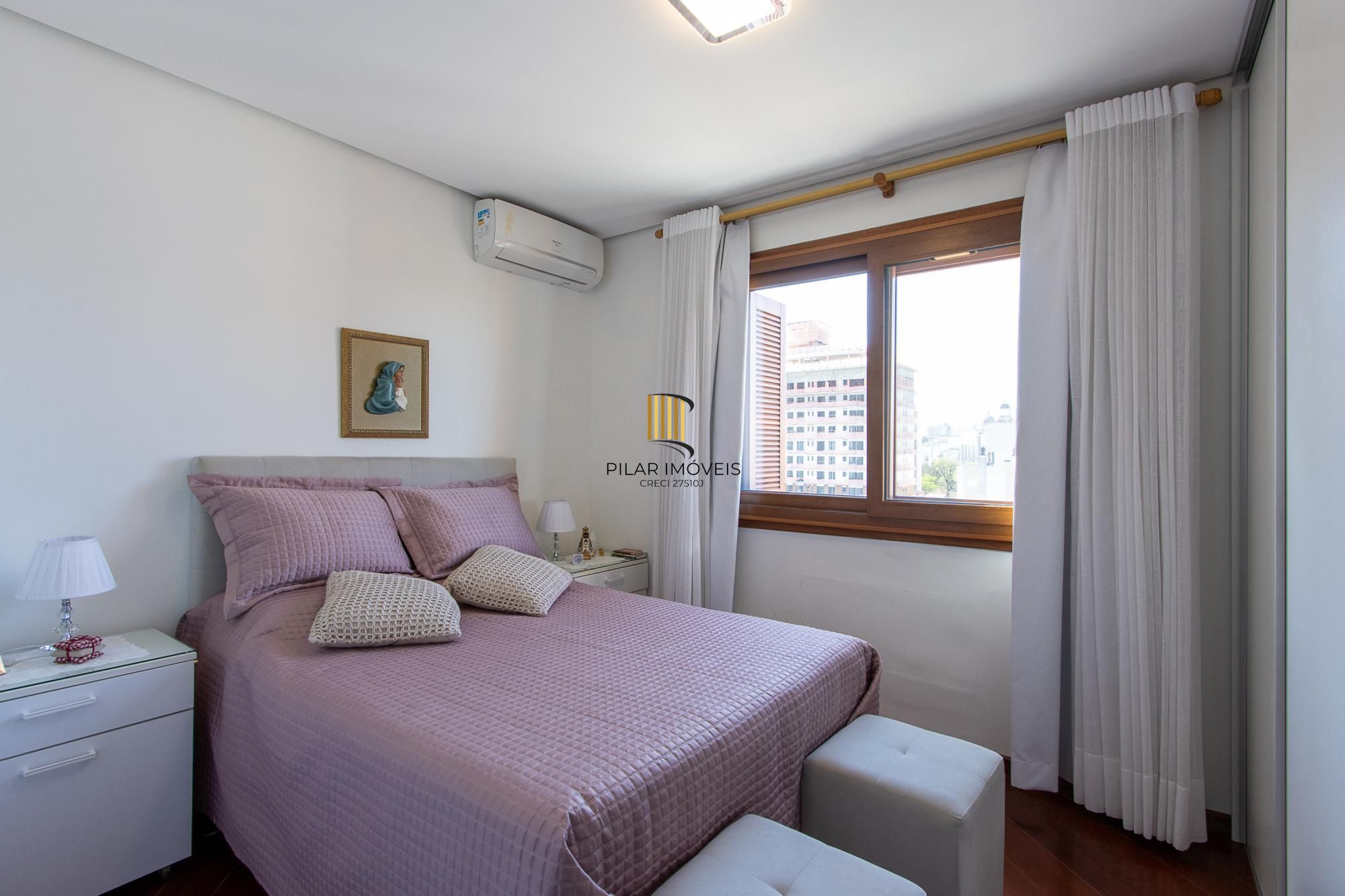 Cobertura 2 dormitórios no bairro Menino Deus