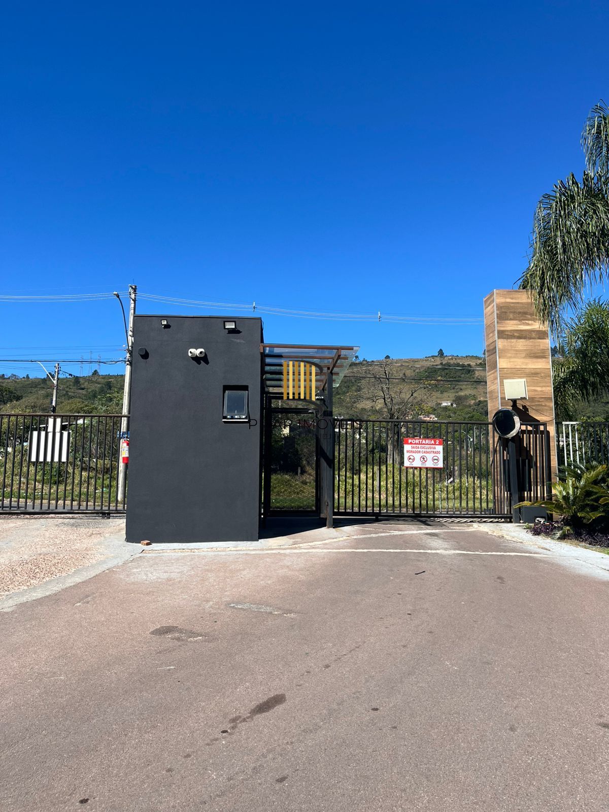 “Apartamento com Sacada e Churrasqueira – Vista Panorâmica na Zona Norte!”
