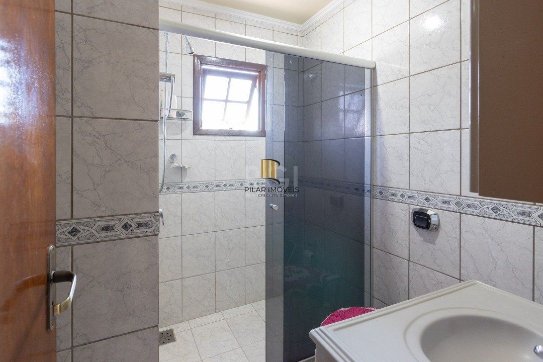 Casa para Venda - 175m², 3 dormitórios, sendo 1 suites, 3 vagas - Aberta Dos Morros
