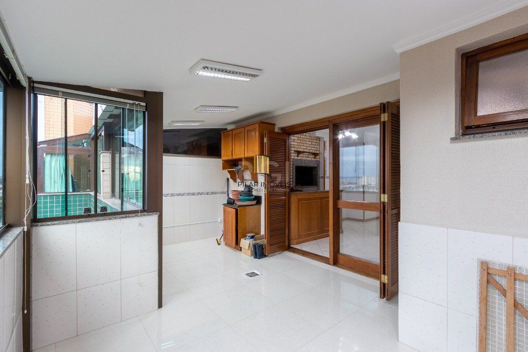Cobertura para Venda - 247.08m², 3 dormitórios, sendo 1 suites, 2 vagas - Vila Ipiranga