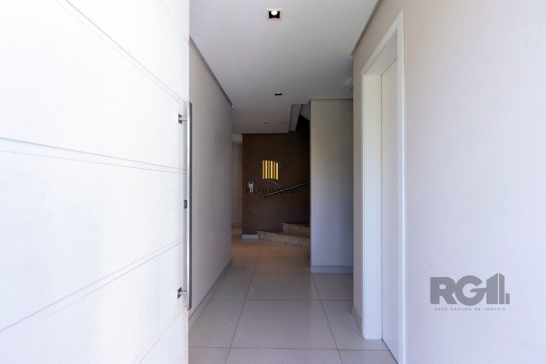 Casa 3 dormitórios no bairro Nonoai