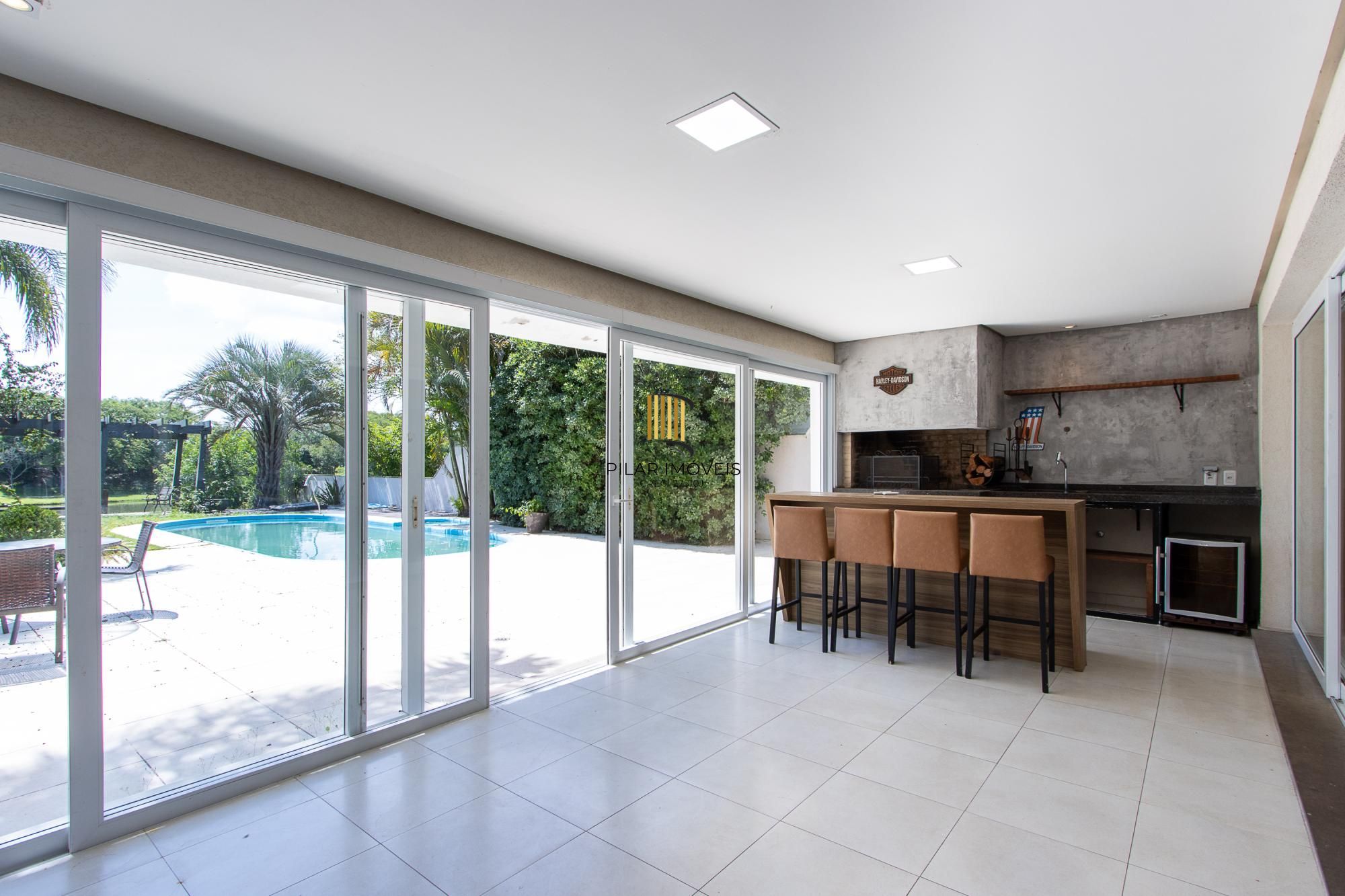 Casa de Condomínio 4 dormitórios no bairro Belém Novo