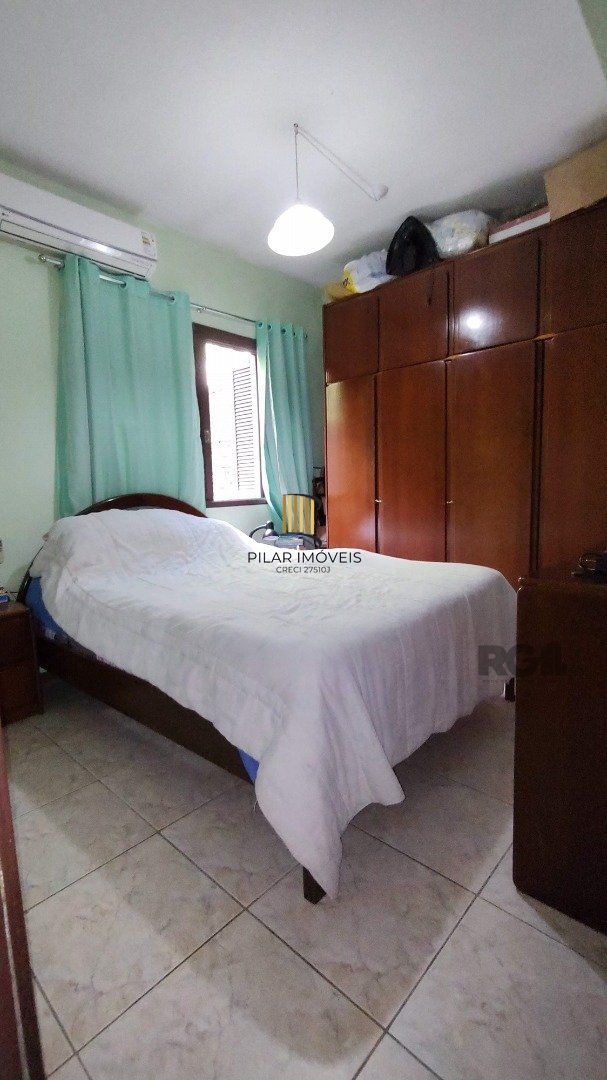 Sobrado, 5 quartos, 2 suites, pátio, 3 vagas - Bairro Vila Nova