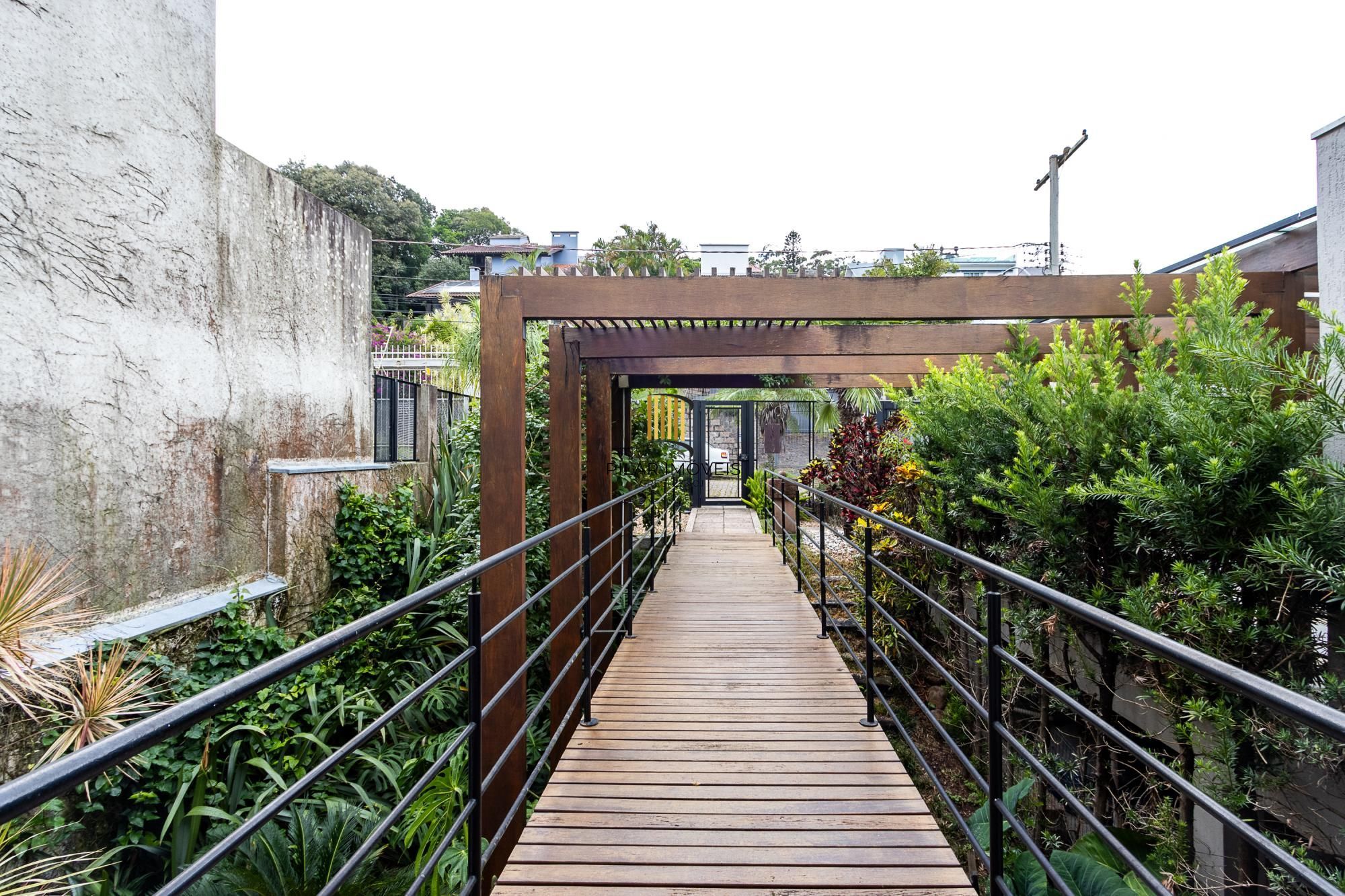 Casa com 4 dormitórios à venda, Jardim Isabel, Porto Alegre