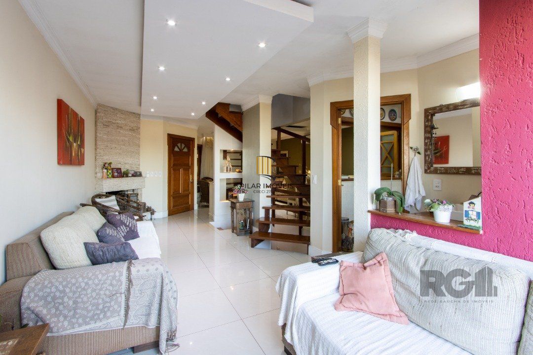 Casa de Condomínio 3 dormitórios no bairro Jardim Isabel