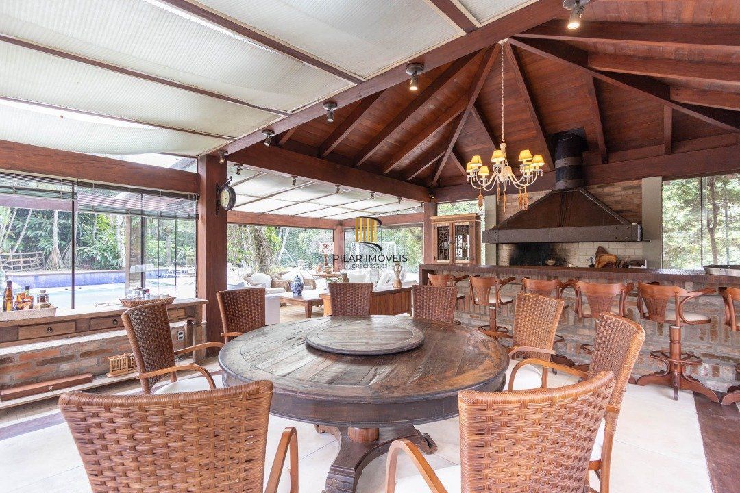 Casa para Venda - 800m², 3 dormitórios, sendo 3 suites, 4 vagas - Vila Assunção