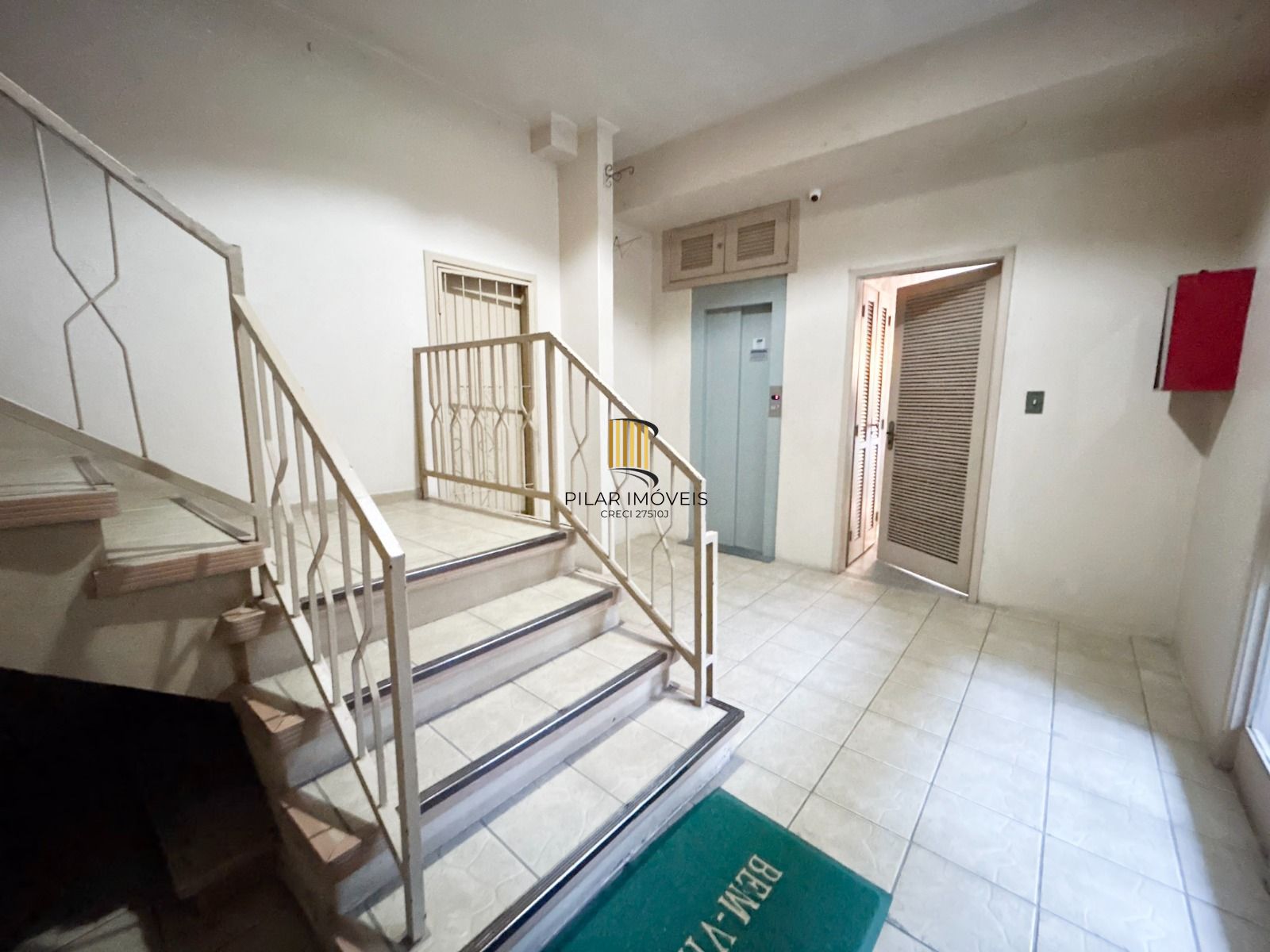 Apartamento 1 dormitório com vaga de garagem no Cristal