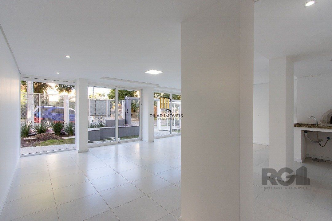 Cobertura para Venda - 214.34m², 3 dormitórios, sendo 3 suites, 2 vagas - Tristeza
