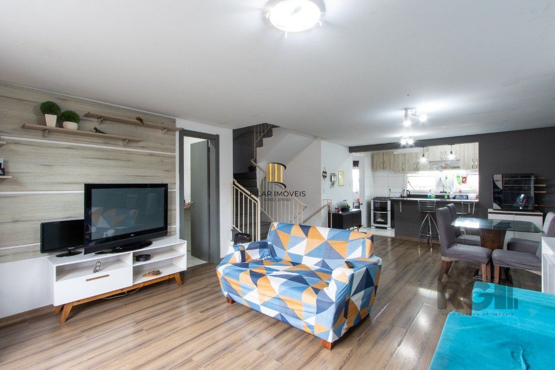 Casa 3 dormitórios no bairro Camaquã