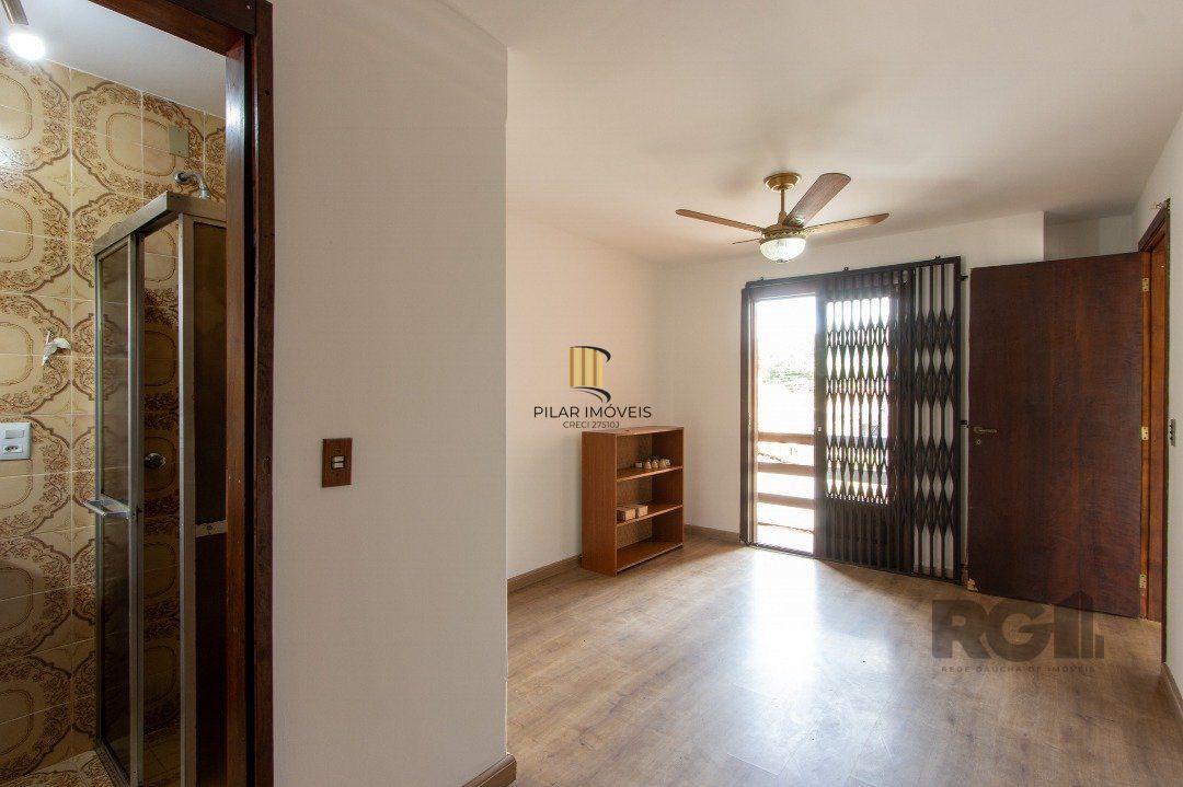 Casa para Venda - 205.5m², 3 dormitórios, sendo 2 suites, 3 vagas - Vila Nova