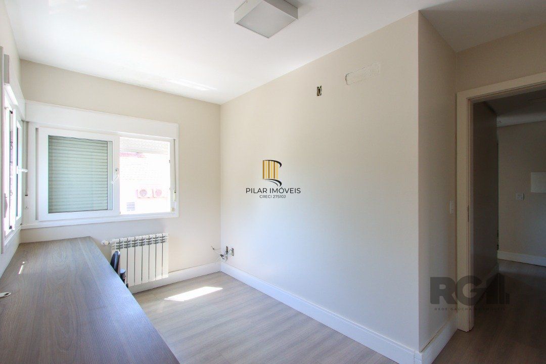Casa Condominio para Venda - 233m², 3 dormitórios, sendo 1 suites, 2 vagas - Vila Assunção