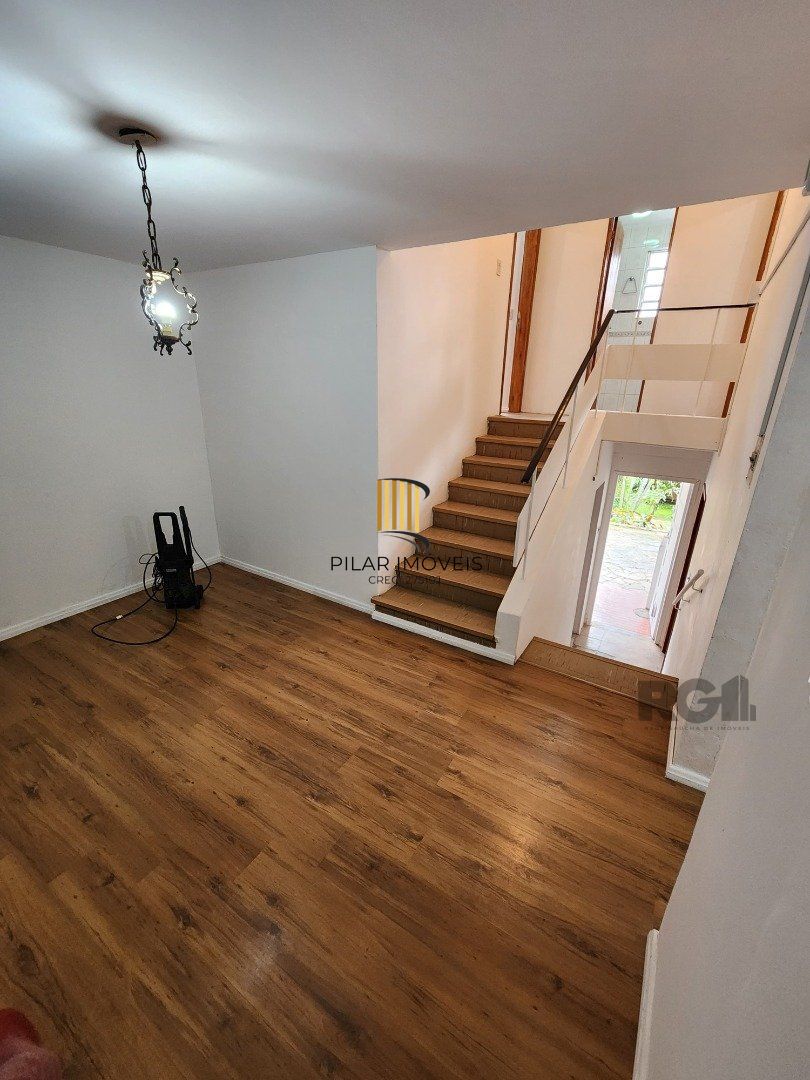 Casa 4 dormitórios no bairro Santa Tereza