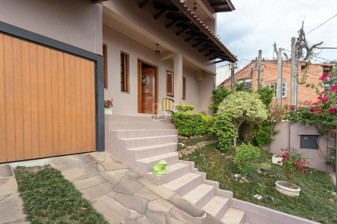 Casa para Venda - 192.18m², 3 dormitórios, sendo 1 suites, 2 vagas - Cristal