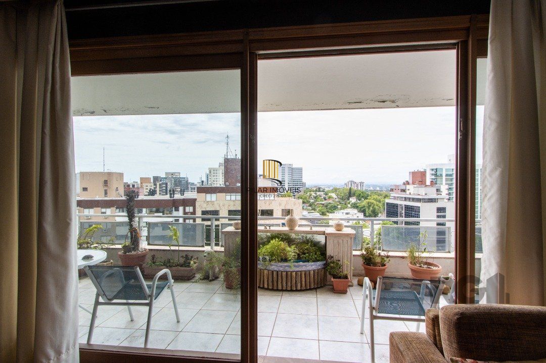 Apartamento grande em Petrópolis. com 257,90m2