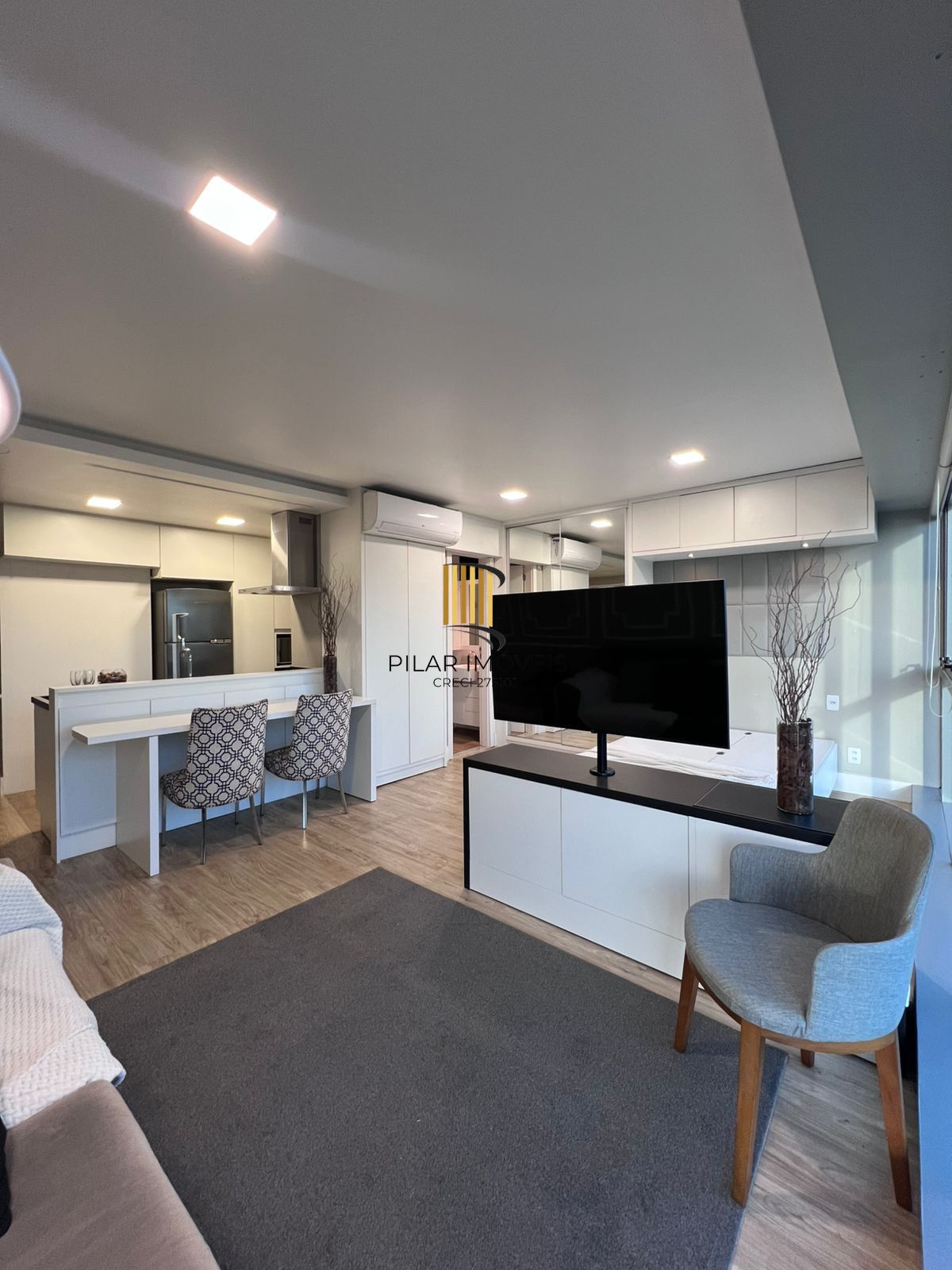 Apartamento 1 dormitório com vaga coberta à venda no bairro Praia de Belas