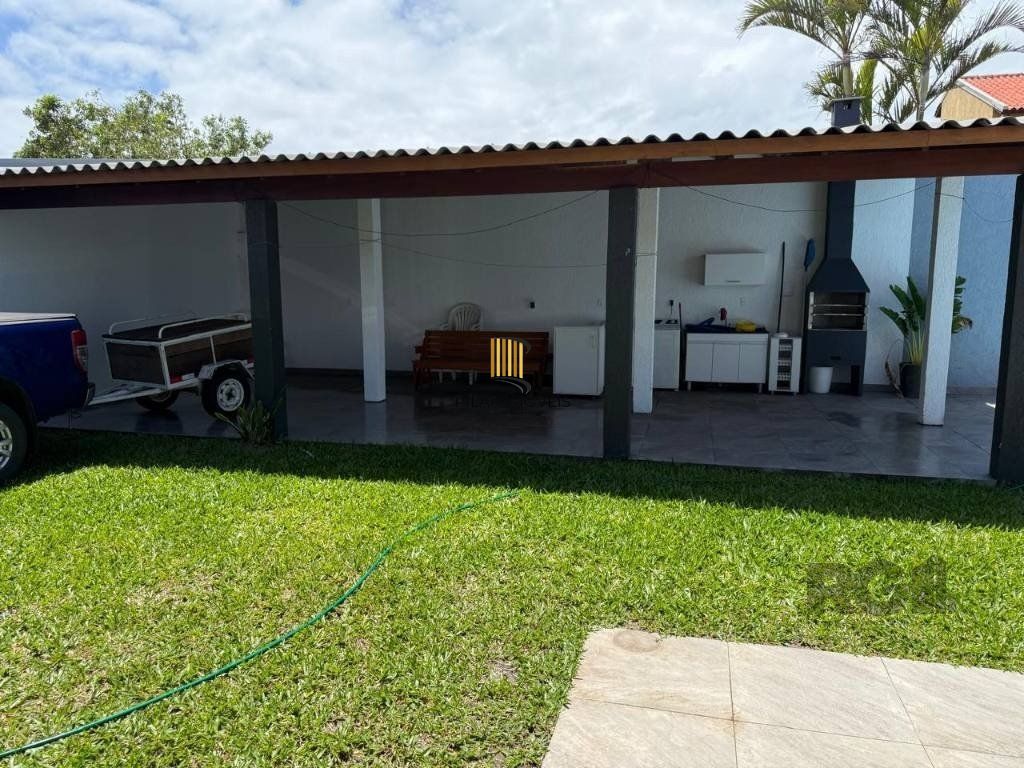 Casa 4 dormitórios no bairro Remanso