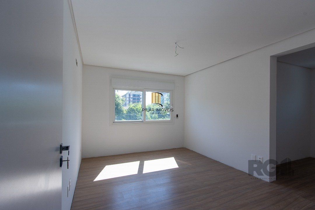 Apartamento para Venda - 143.36m², 3 dormitórios, sendo 1 suites, 2 vagas - Tristeza