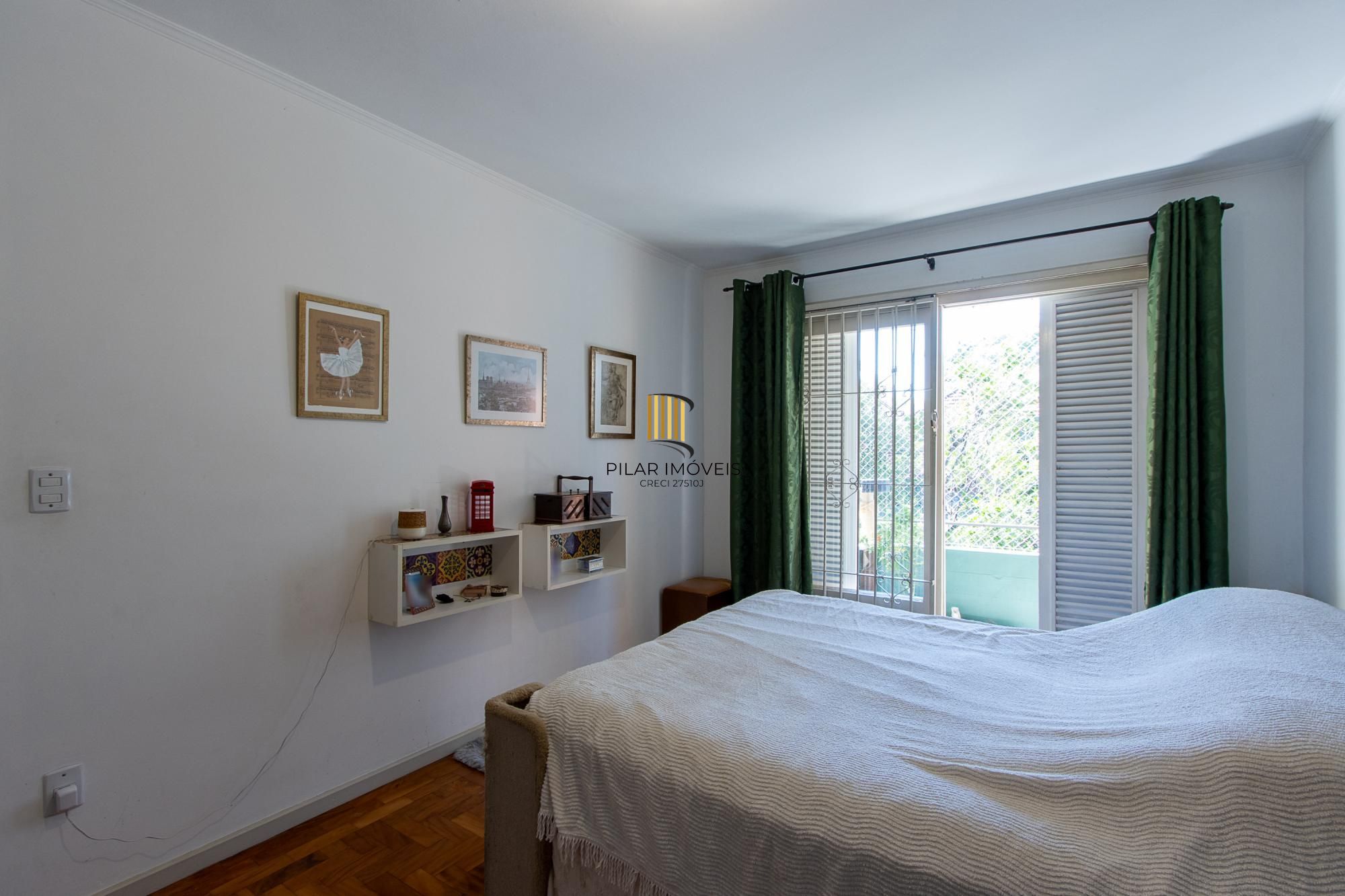 APARTAMENTO REFORMADO, 3 DORMITÓRIOS 129M² PRIVATIVOS, 1 VAGA, ELEVADOR - BAIRRO SANTA CECILIA