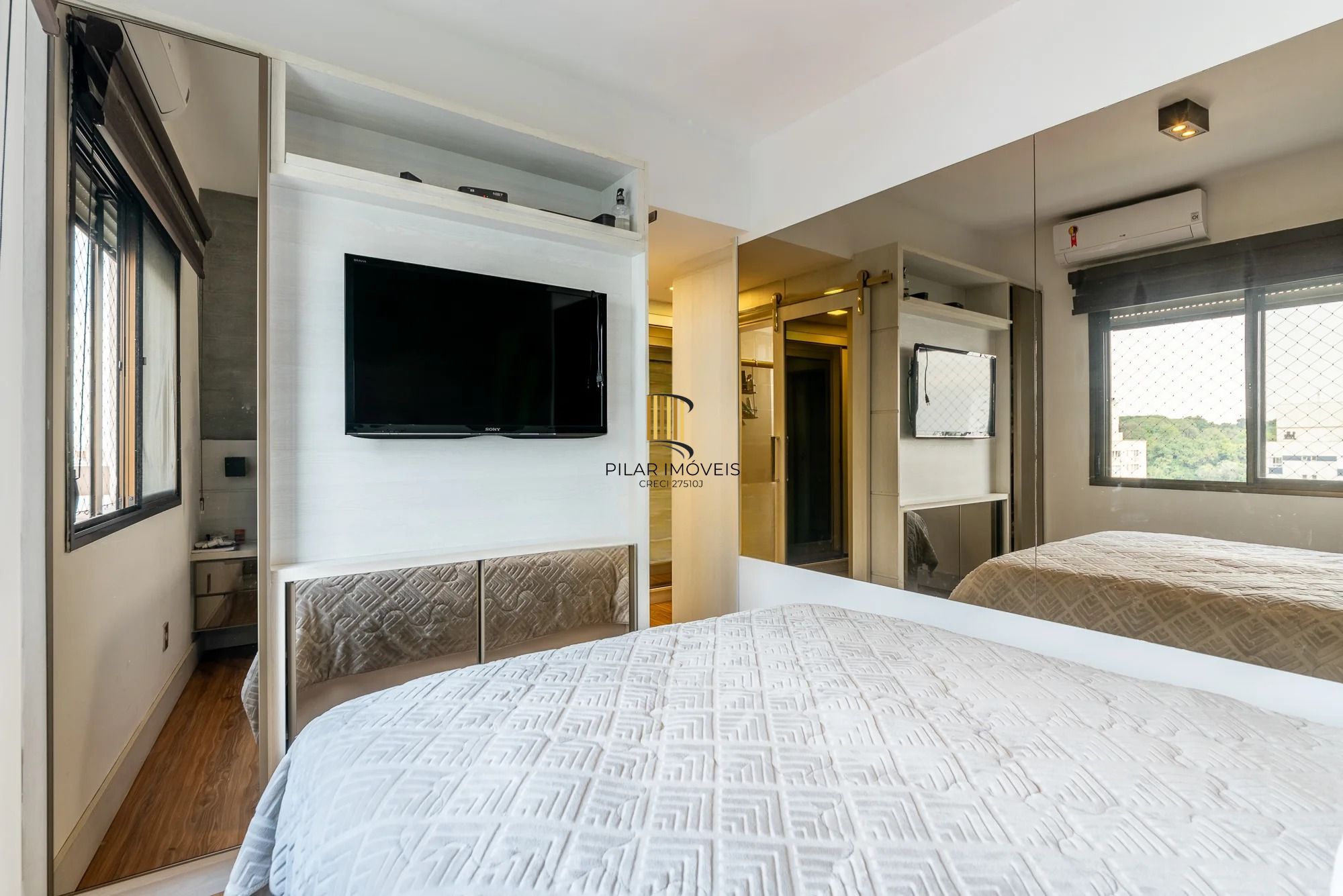 Cobertura com 203m² e 3 dormitórios, 1 suíte, 4 vagas no bairro Higienópolis