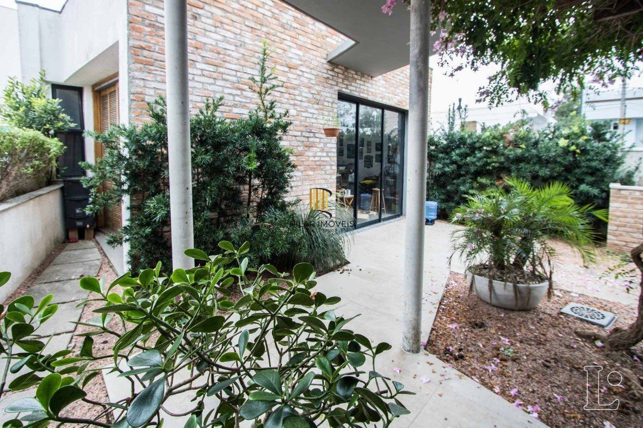 Casa Condominio para Venda - 240.35m², 3 dormitórios, sendo 1 suites, 2 vagas - Lagos De Nova Ipanema
