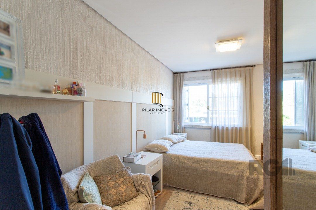 Casa para venda - 321m² - 4 suítes - Chapéu do Sol