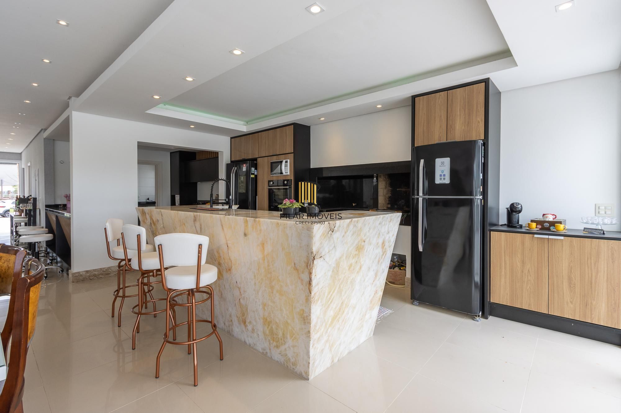 Excelente Casa à Venda no Condomínio Terra Ville