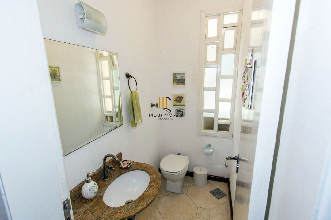 Casa para Venda - 393.58m², 4 dormitórios, sendo 2 suites, 6 vagas - Vila Assunção