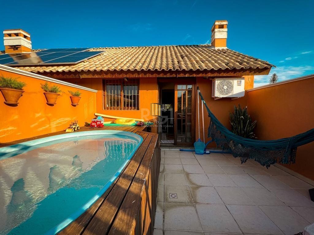 Excelente casa a venda no bairro Tristeza, para o lado do Rio!