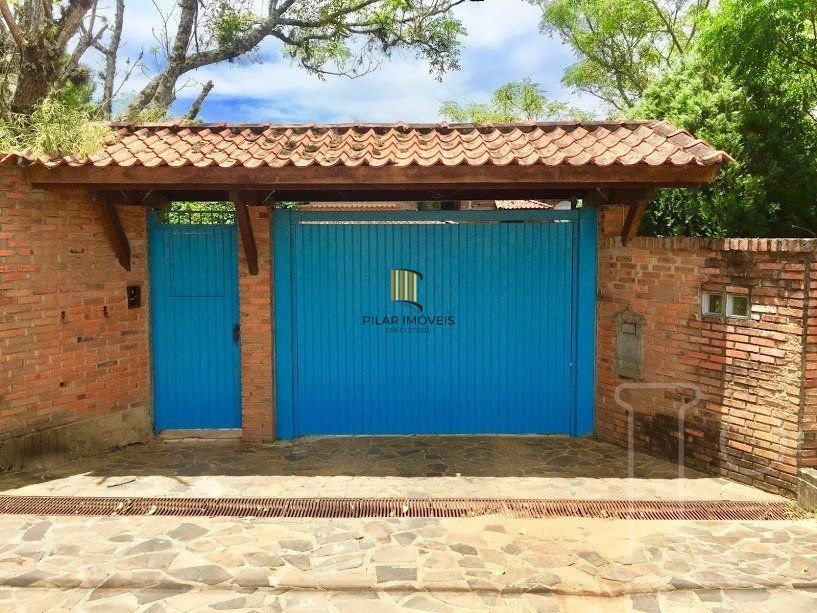 Casa para Venda - 570m², 3 dormitórios, sendo 1 suites, 2 vagas - Hípica
