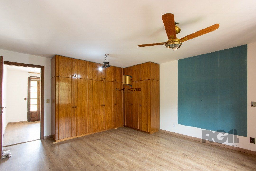 Casa para Venda - 205.5m², 3 dormitórios, sendo 2 suites, 3 vagas - Vila Nova
