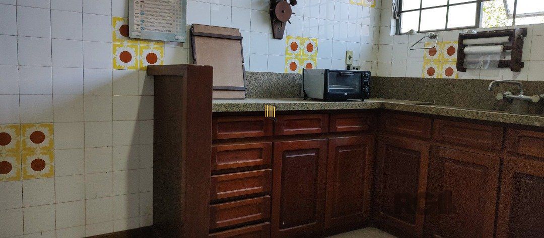 Casa com 4 quartos, suite, piscina, amplo terreno - Bairro Sétimo Céu