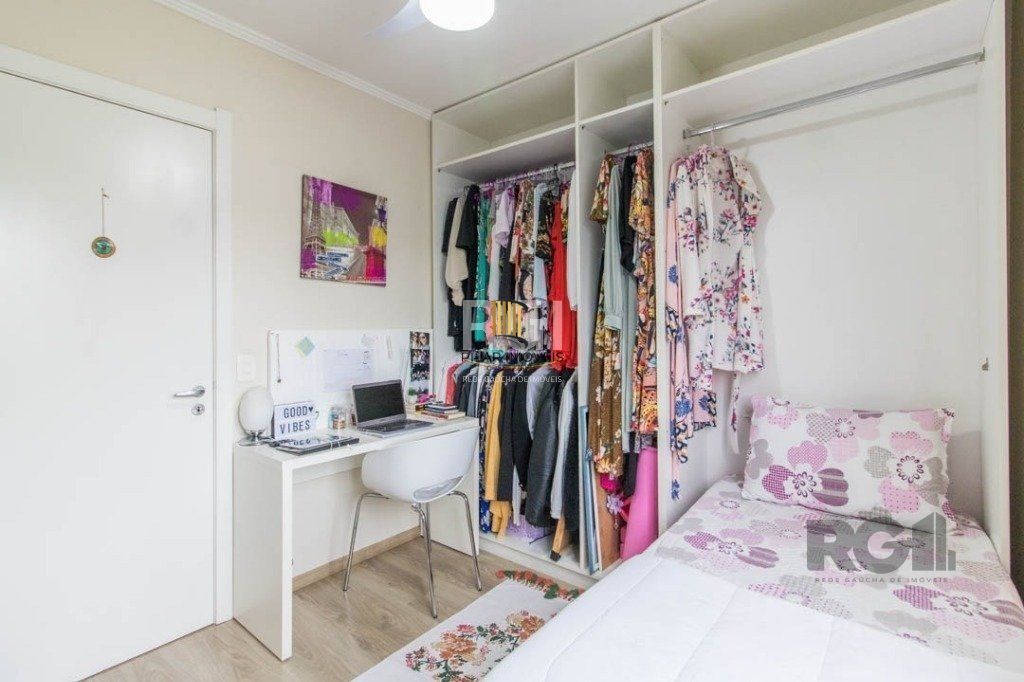Apartamento para Venda - 73.81m², 2 dormitórios, sendo 1 suites, 2 vagas - Jardim Lindóia