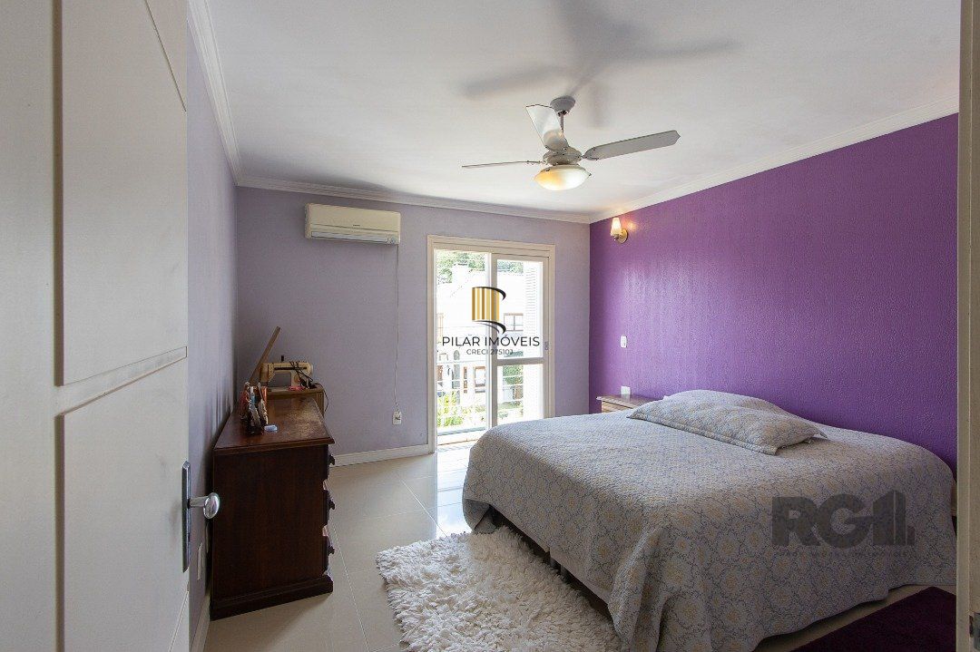 Casa de Condomínio 3 dormitórios no bairro Hípica